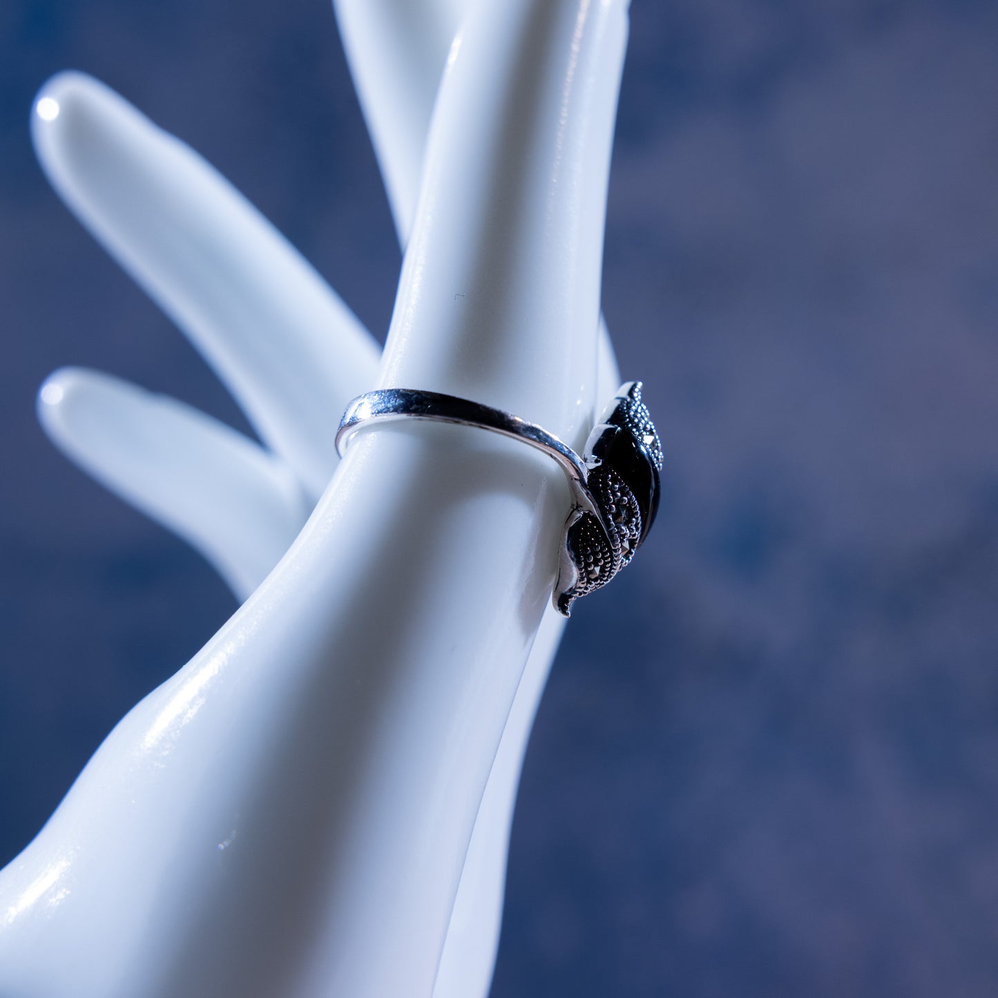 Calypso Onyx Shell Ring