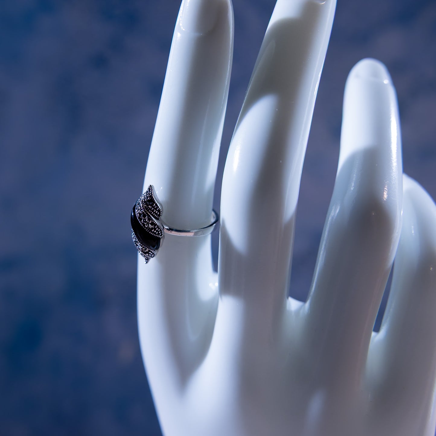 Calypso Onyx Shell Ring