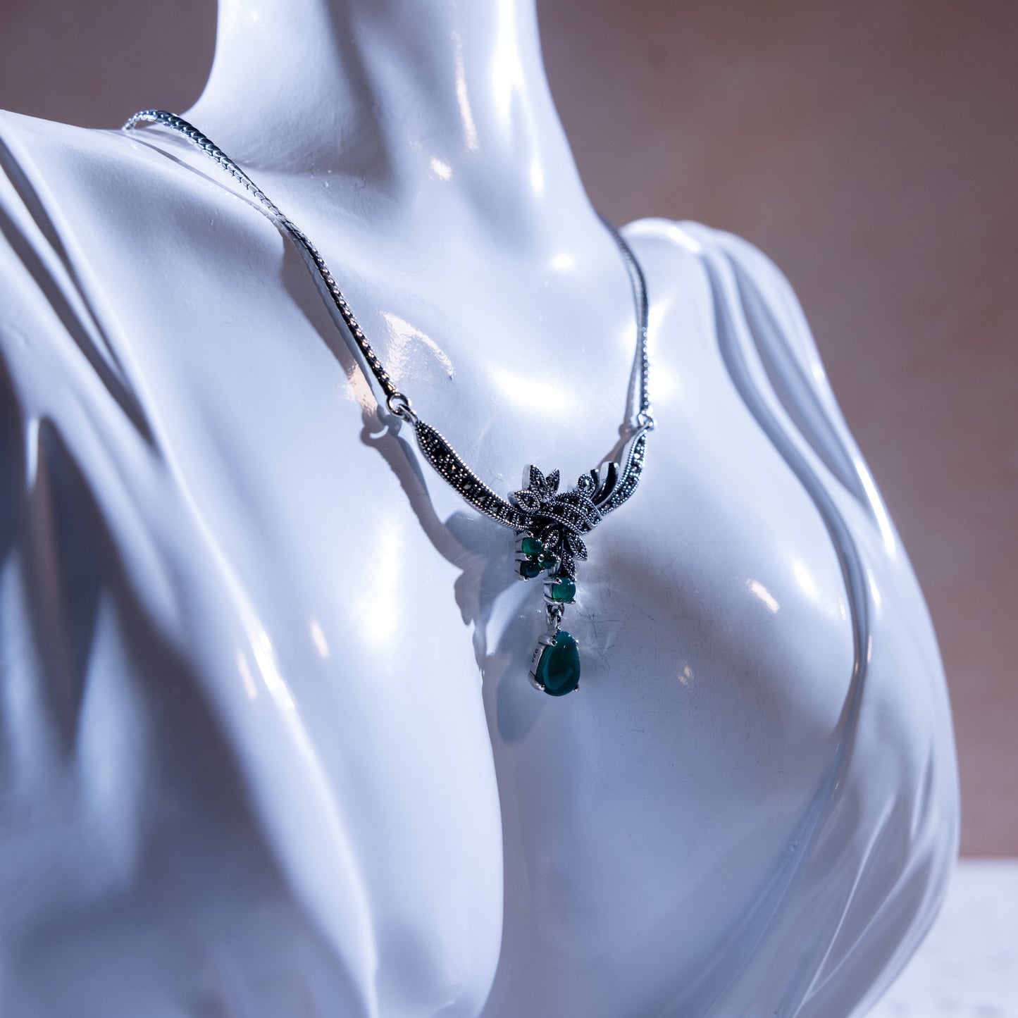Regina Green Agate Necklace