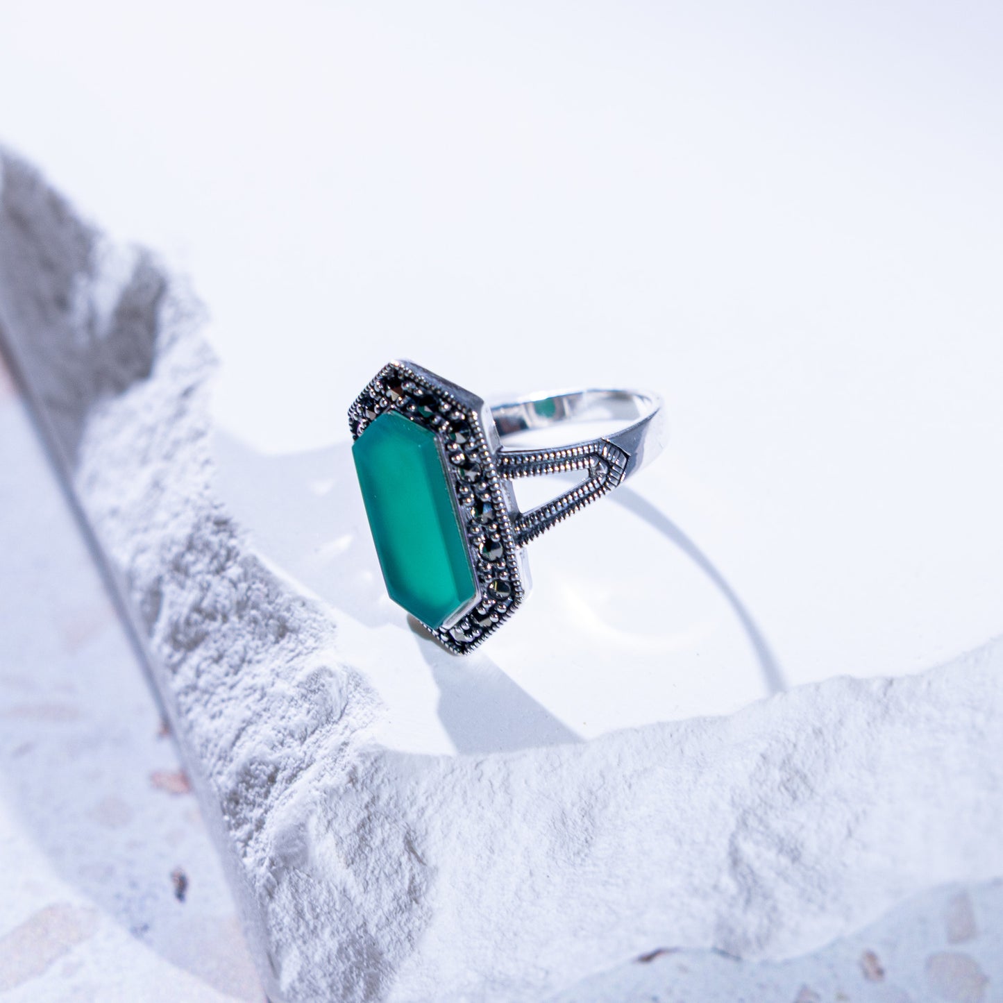 Terra Oblong Green Agate Stone Ring