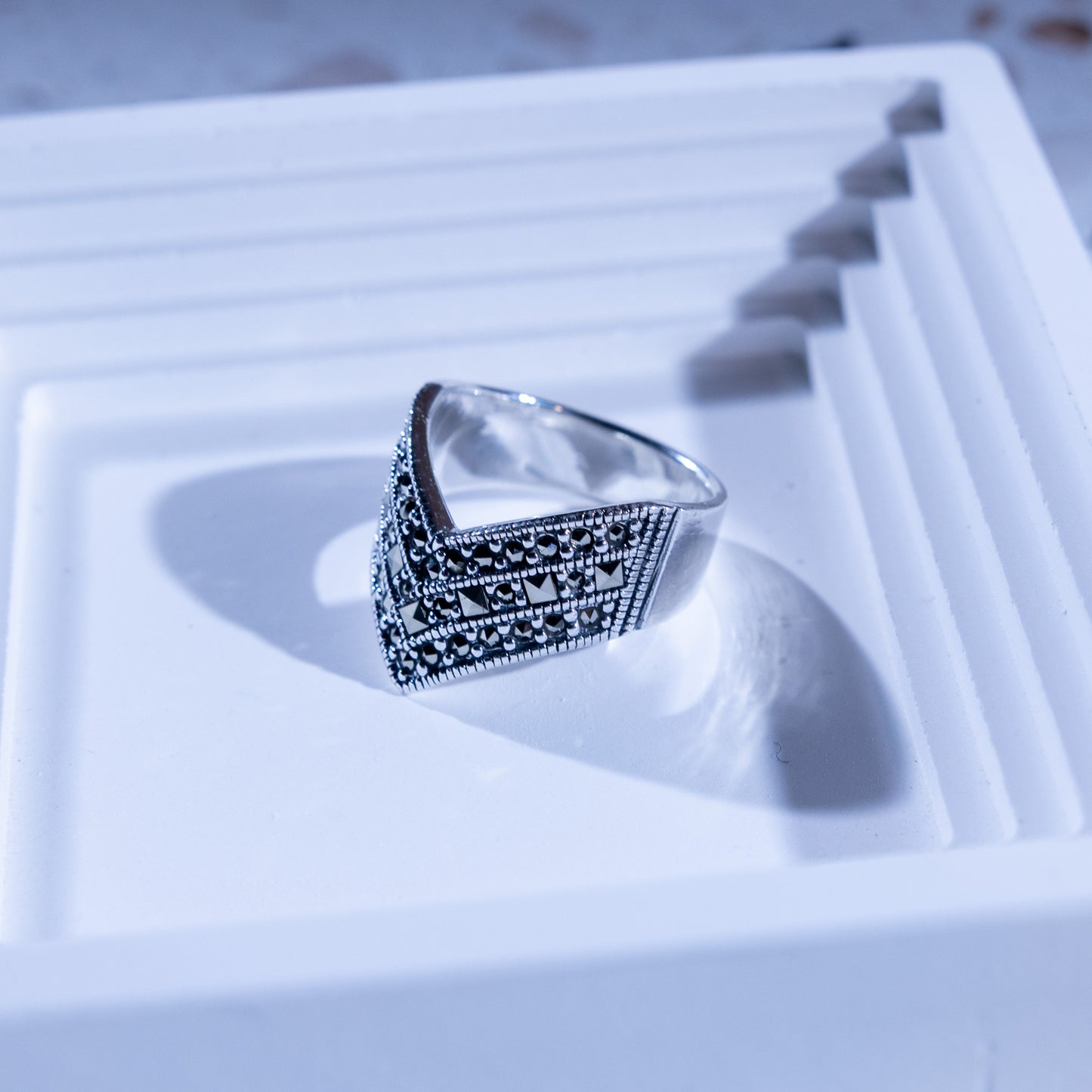 Cresta Silver V-Shape Marcasite Ring
