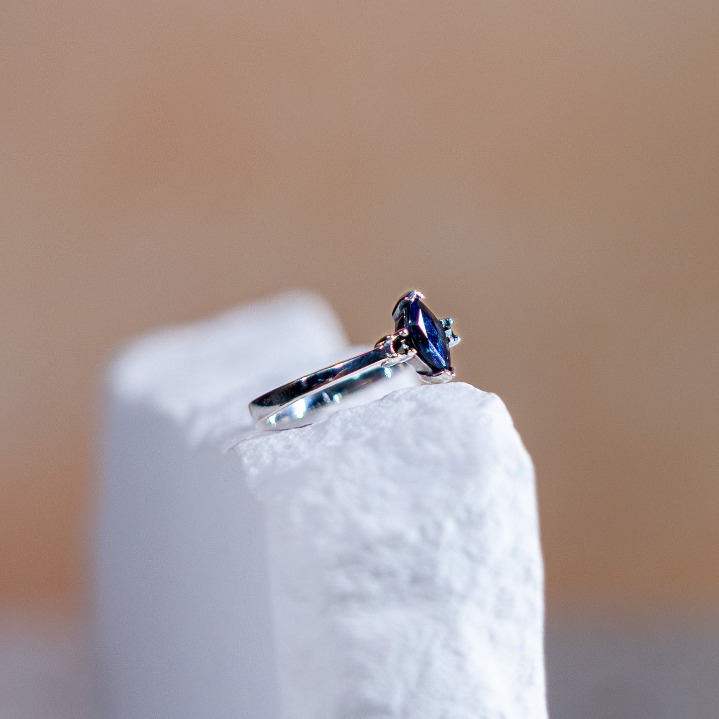 Azura Ring