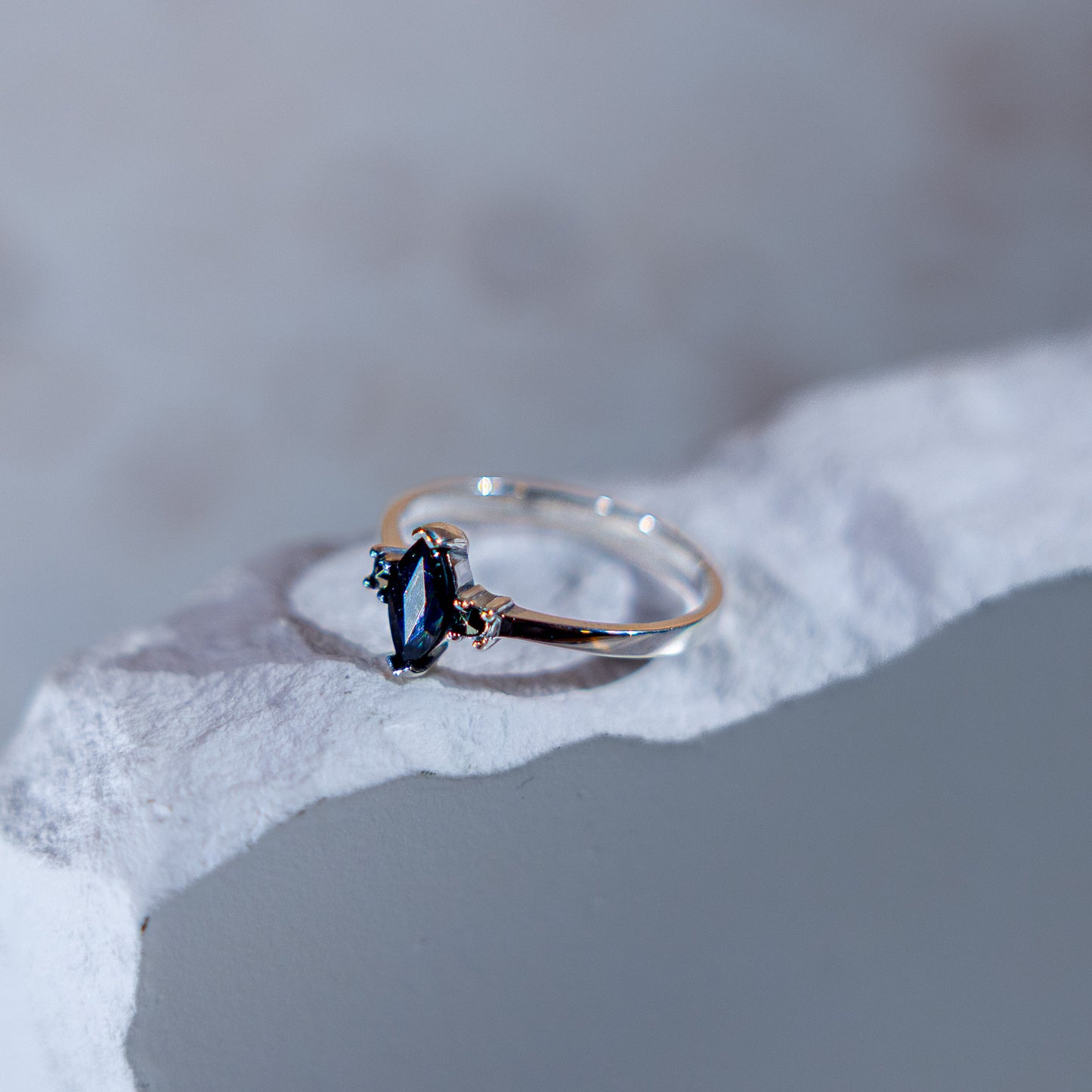 Azura Ring