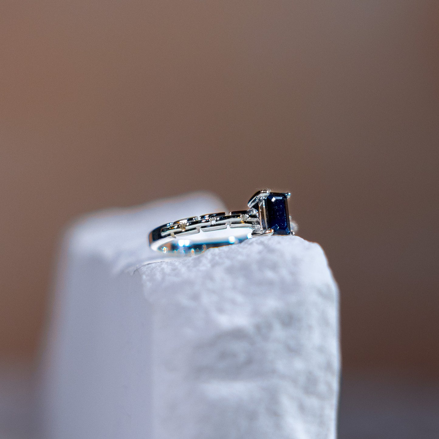 Linea Ring