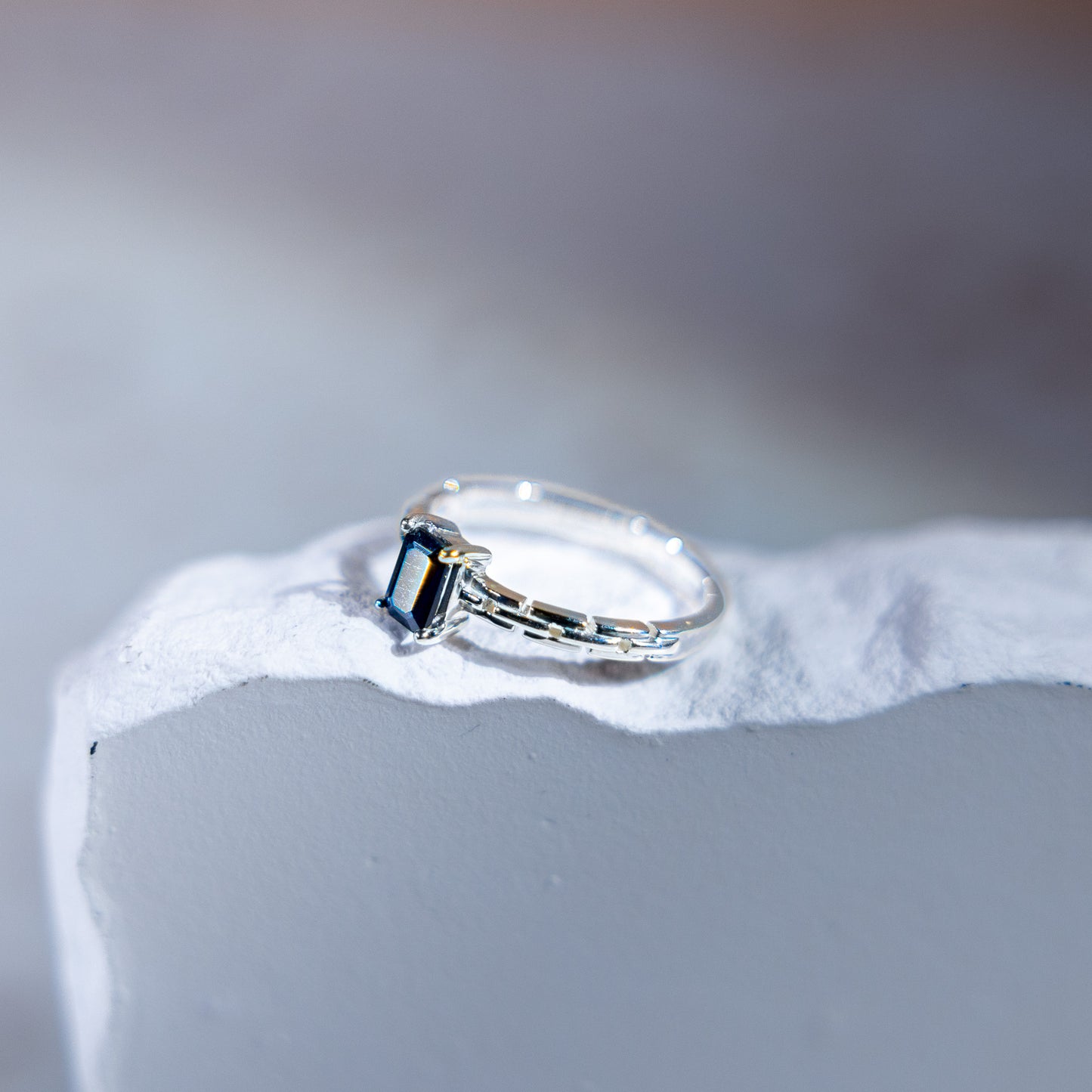 Linea Ring