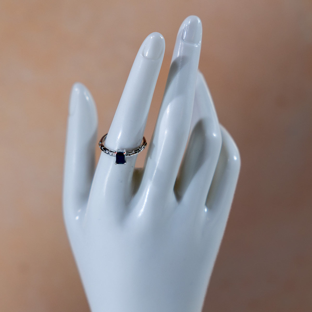 Linea Ring